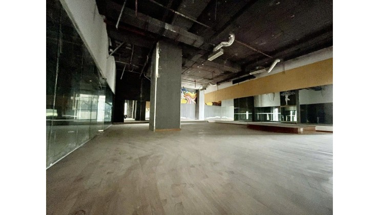 Cần bán sàn thương mại tầng 3 Văn Khê, Hà Đông 1358m2, giá chào 36.66 tỷ